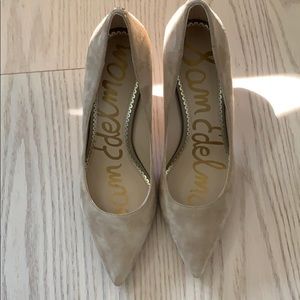 Sam Edelman Nude Suede Pumps